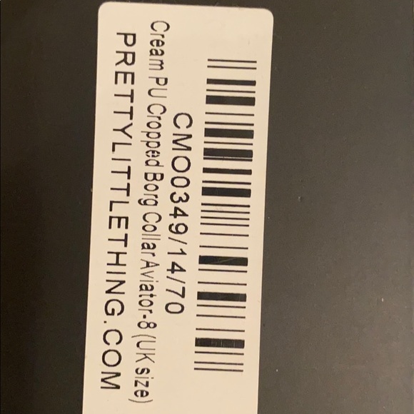 Pretty Little Thing White Cropped Borg Jacket US4 - Picture 5 of 5